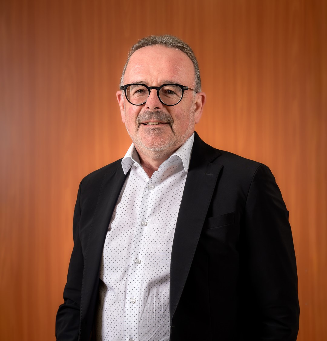 M. TURRI